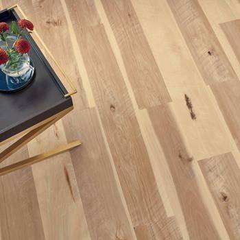 Vinyl flooring tiles and planks